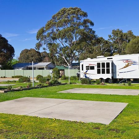 Sandhurst Motel Carrum Downs Bagian luar foto