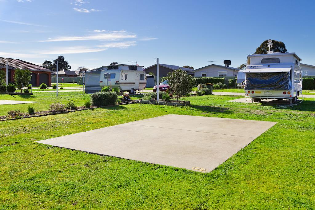 Sandhurst Motel Carrum Downs Bagian luar foto
